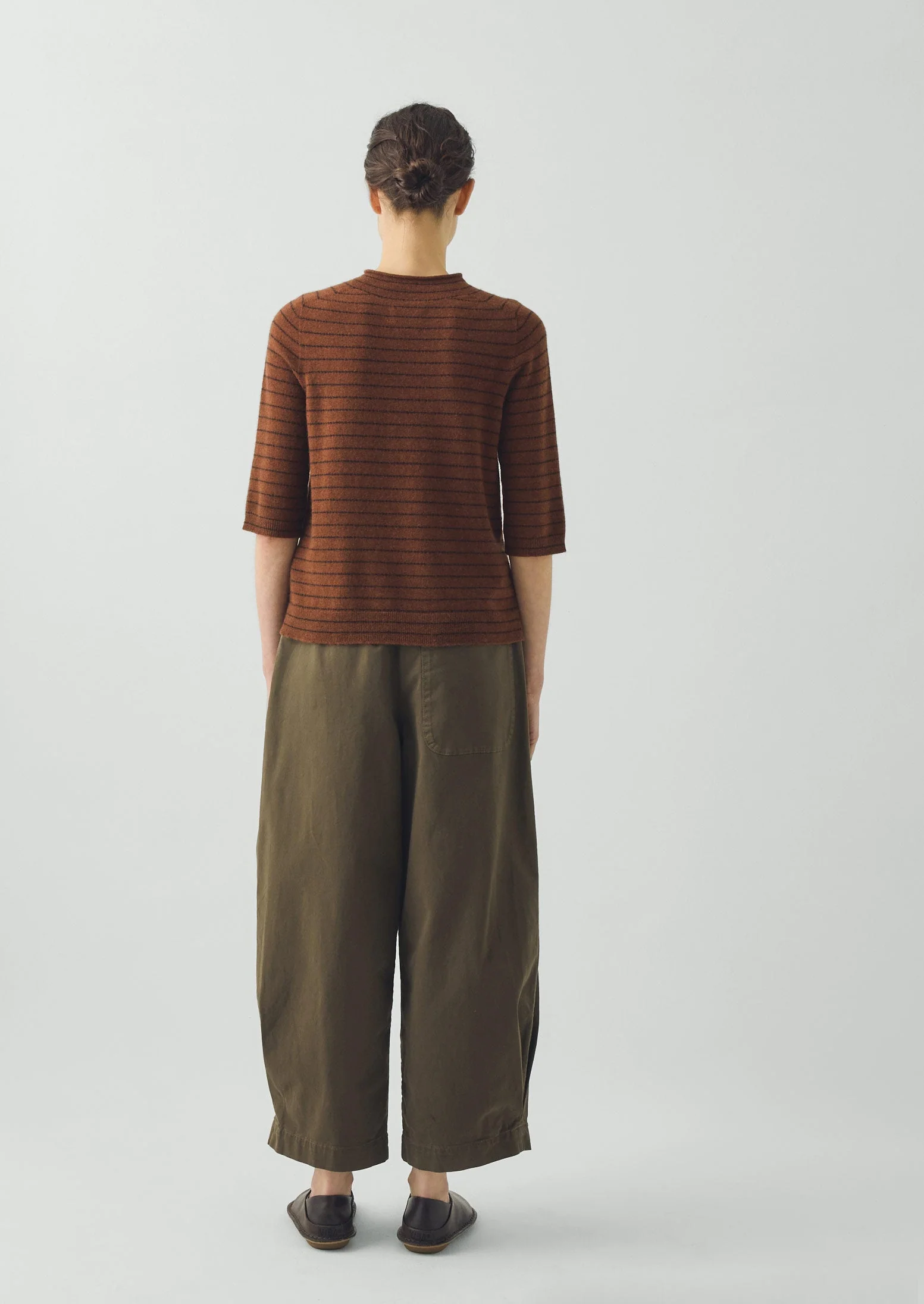 Carys Cotton Wide Leg Trousers | Deep Khaki - Image 5