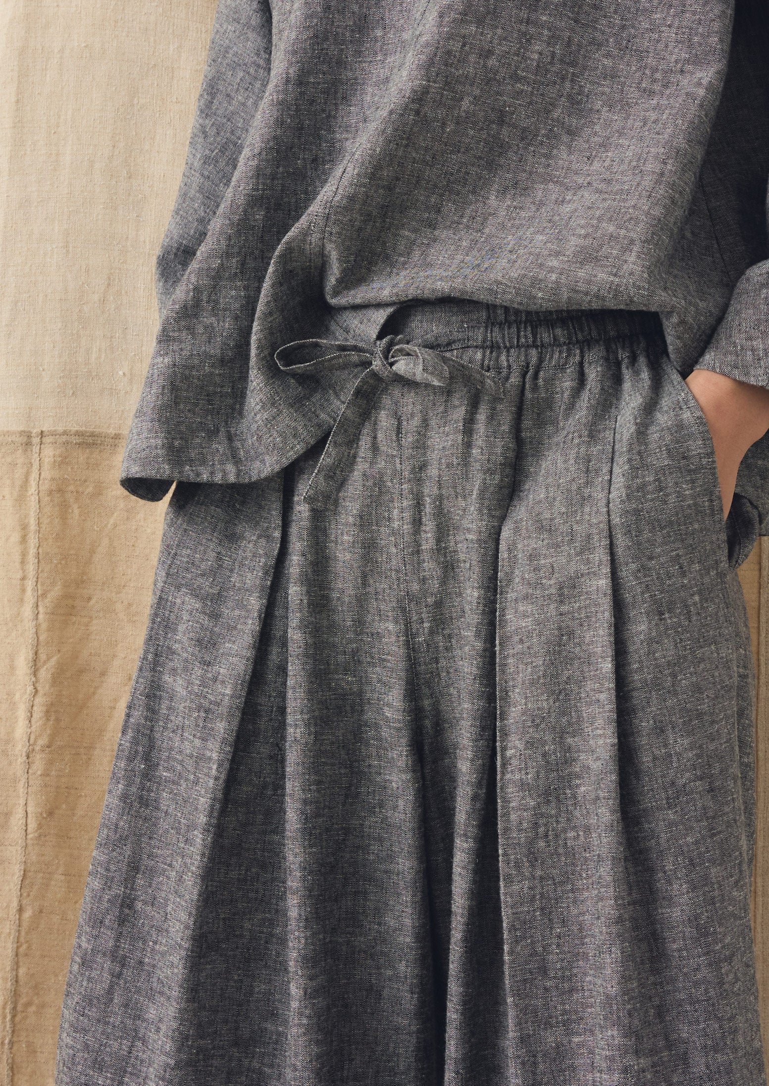 Carys Drawcord Linen Cotton Wide Leg Trousers | Soft Charcoal - Image 3