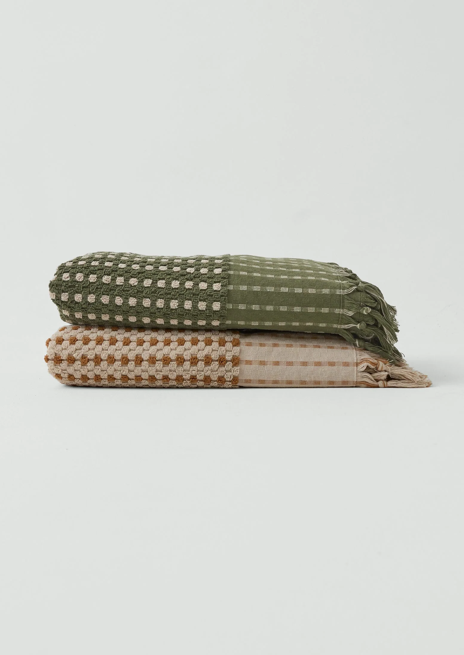 Chickpea Hand Finished Cotton Towel | Olive/Stone - Image 4