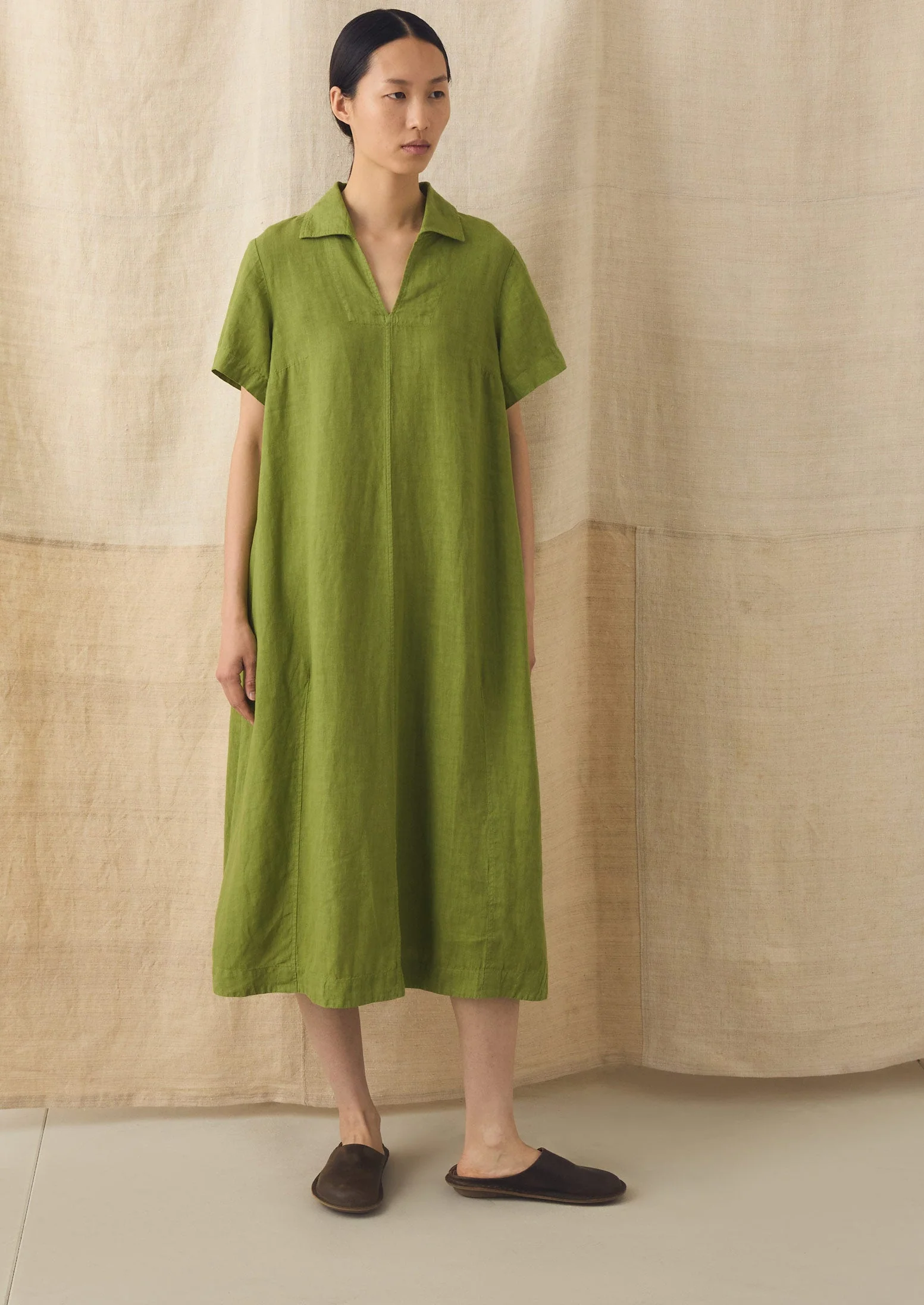 Collared Garment Dyed Linen Dress | Leaf Green - Image 2