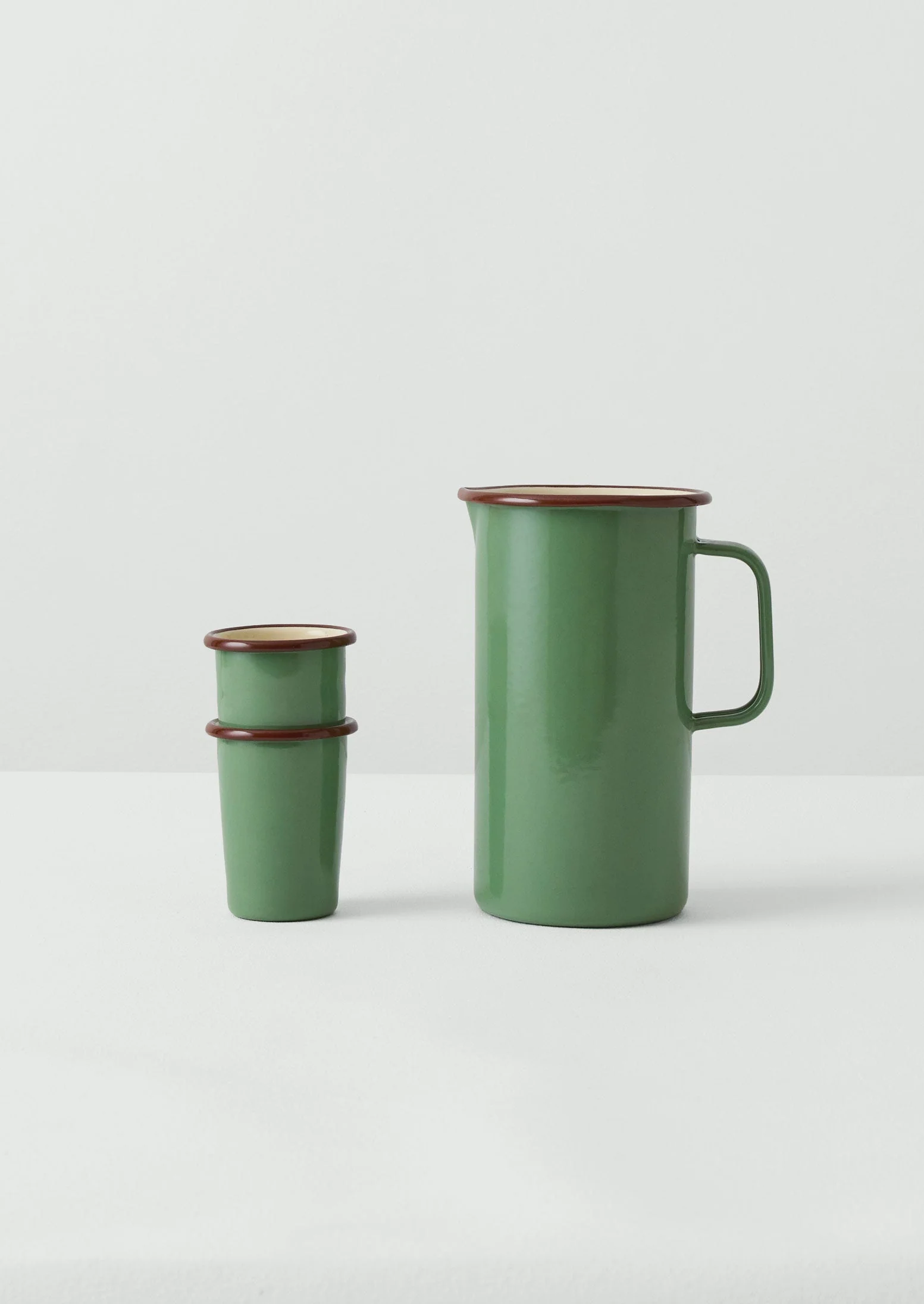 Contrast Rim Enamel Jug | Mint/Chestnut - Image 3