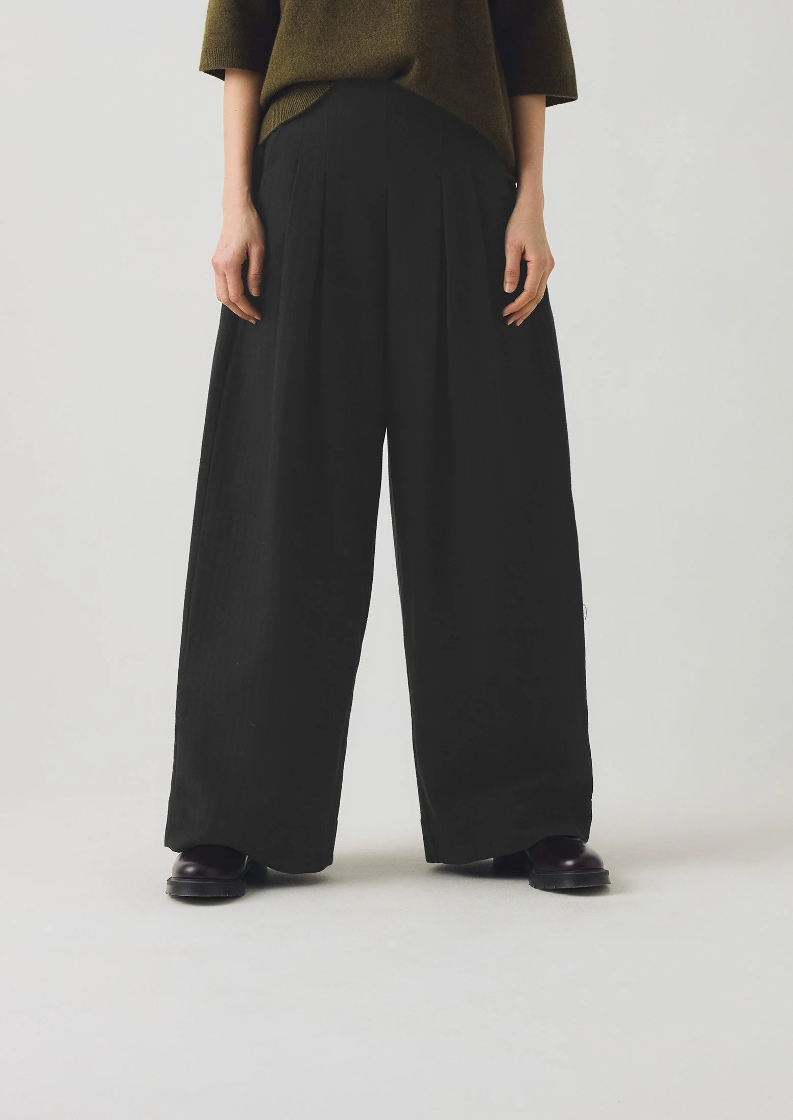 Corinne Wool Cotton Herringbone Wide Leg Trousers | Black - Image 2