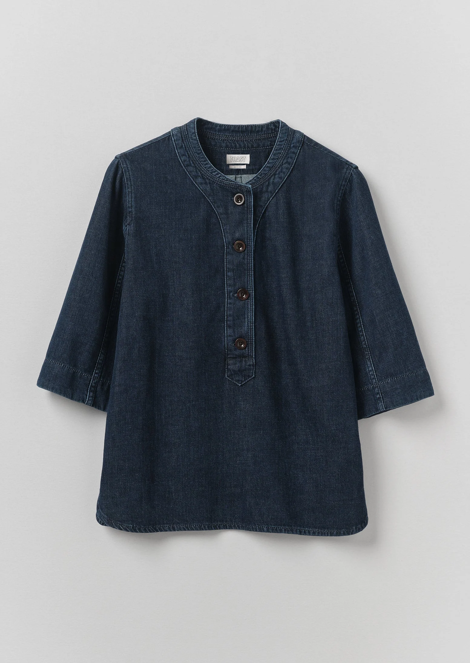 Women's Tops & Tees