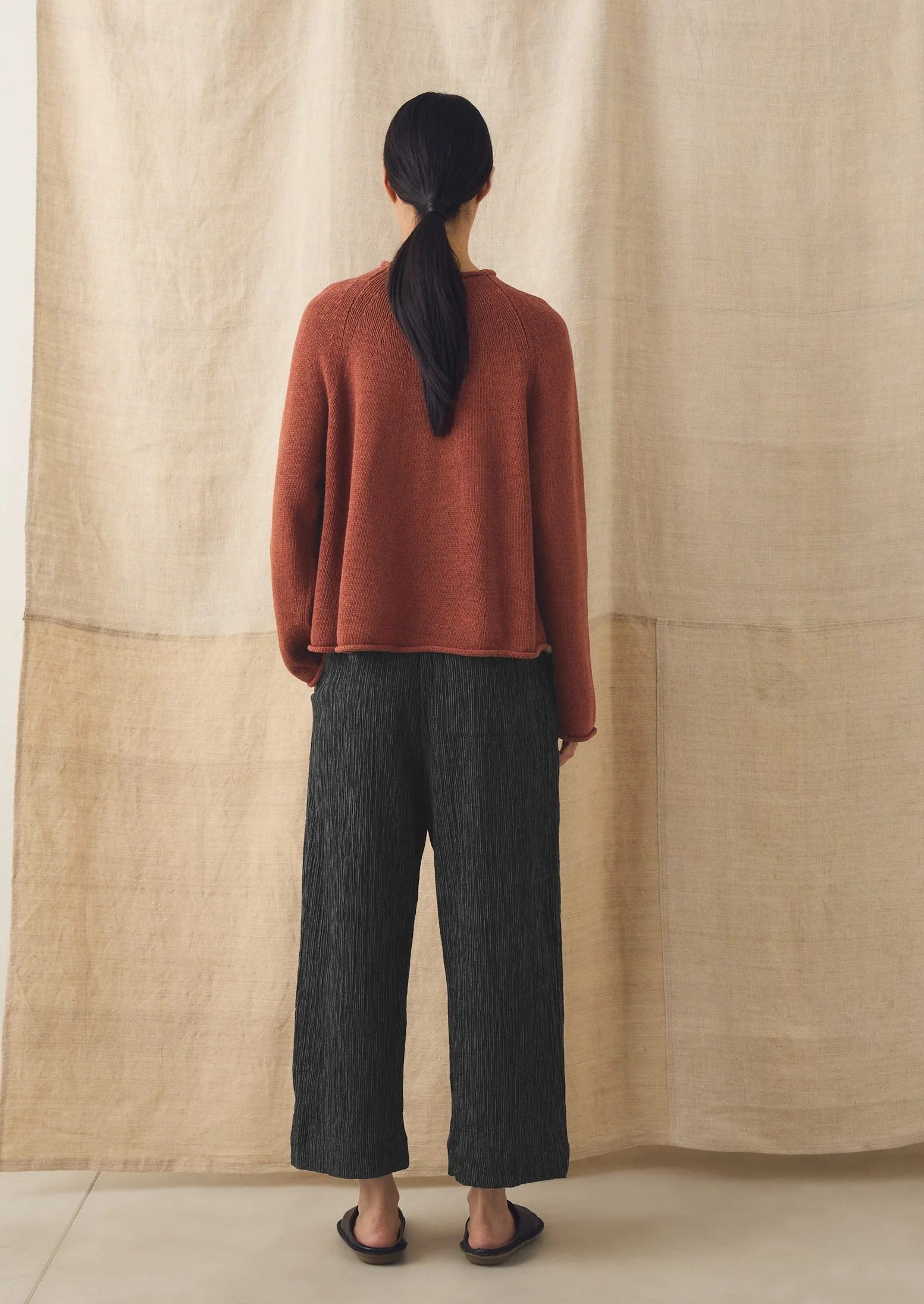 Cotton Linen Easy Sweater | Red Pitaya - Image 4