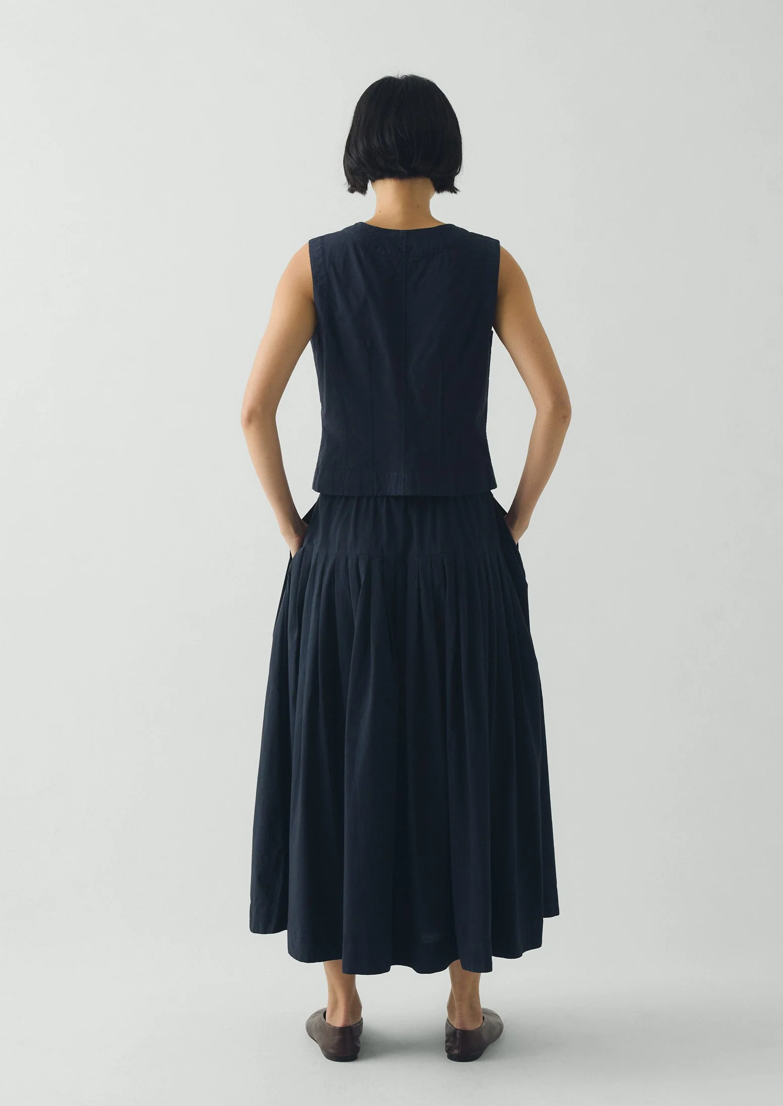 Cotton Linen Poplin Sleeveless Top | Raven Blue - Image 4