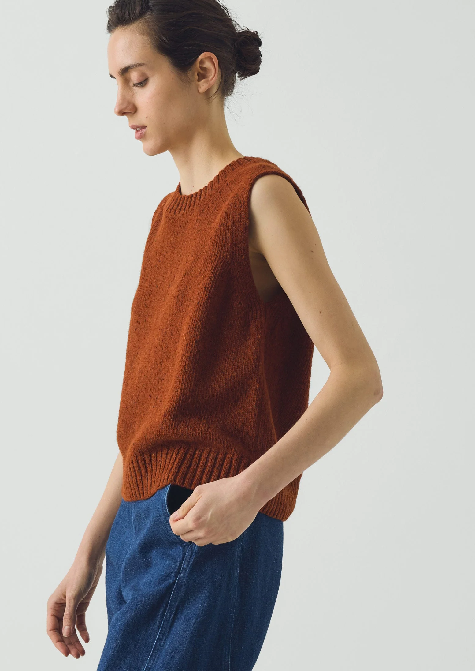 Donegal Merino Tank | Rust - Image 2
