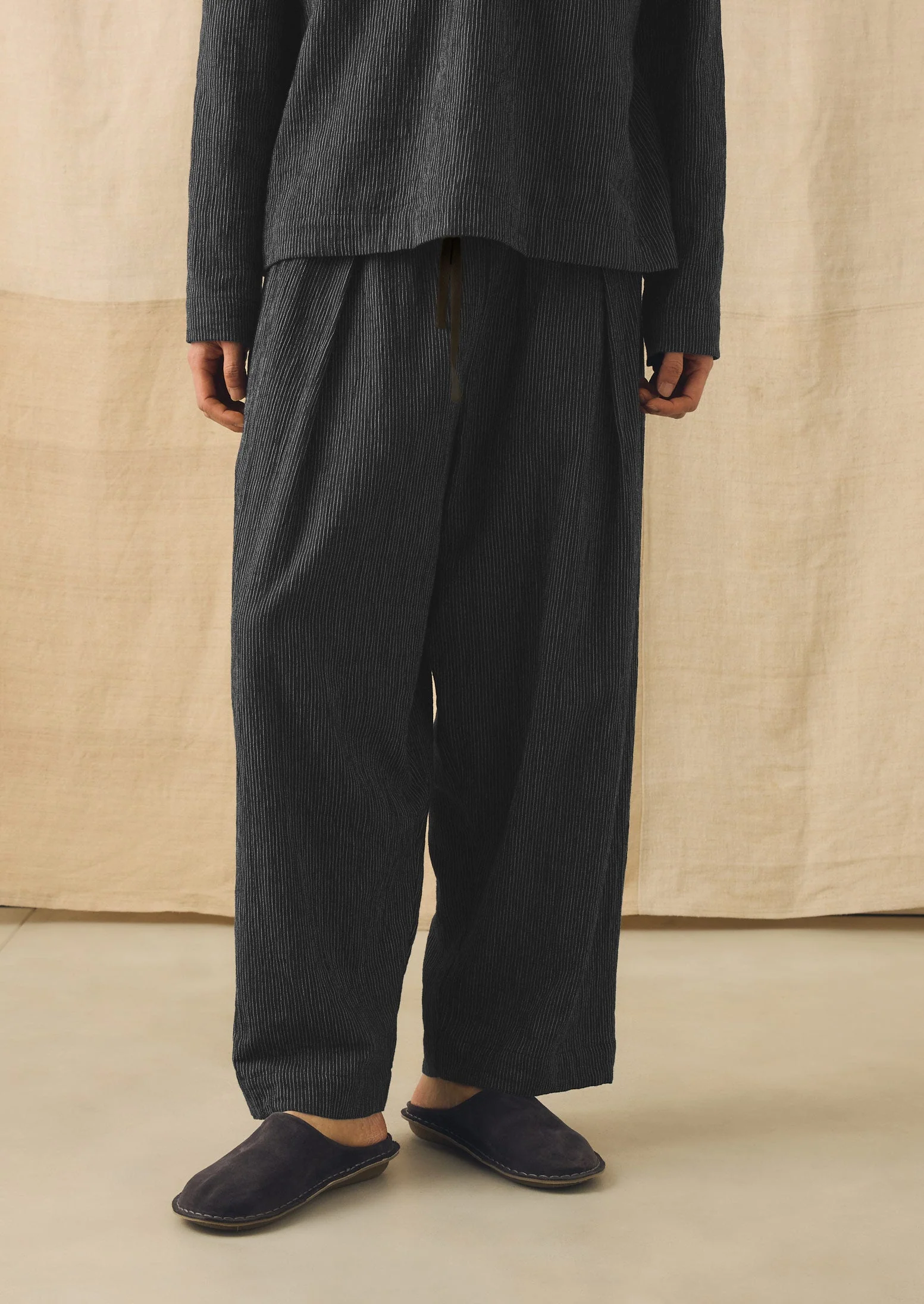 Fine Stripe Crinkle Cotton Pleated Trousers | Earth/Ecru - Image 5