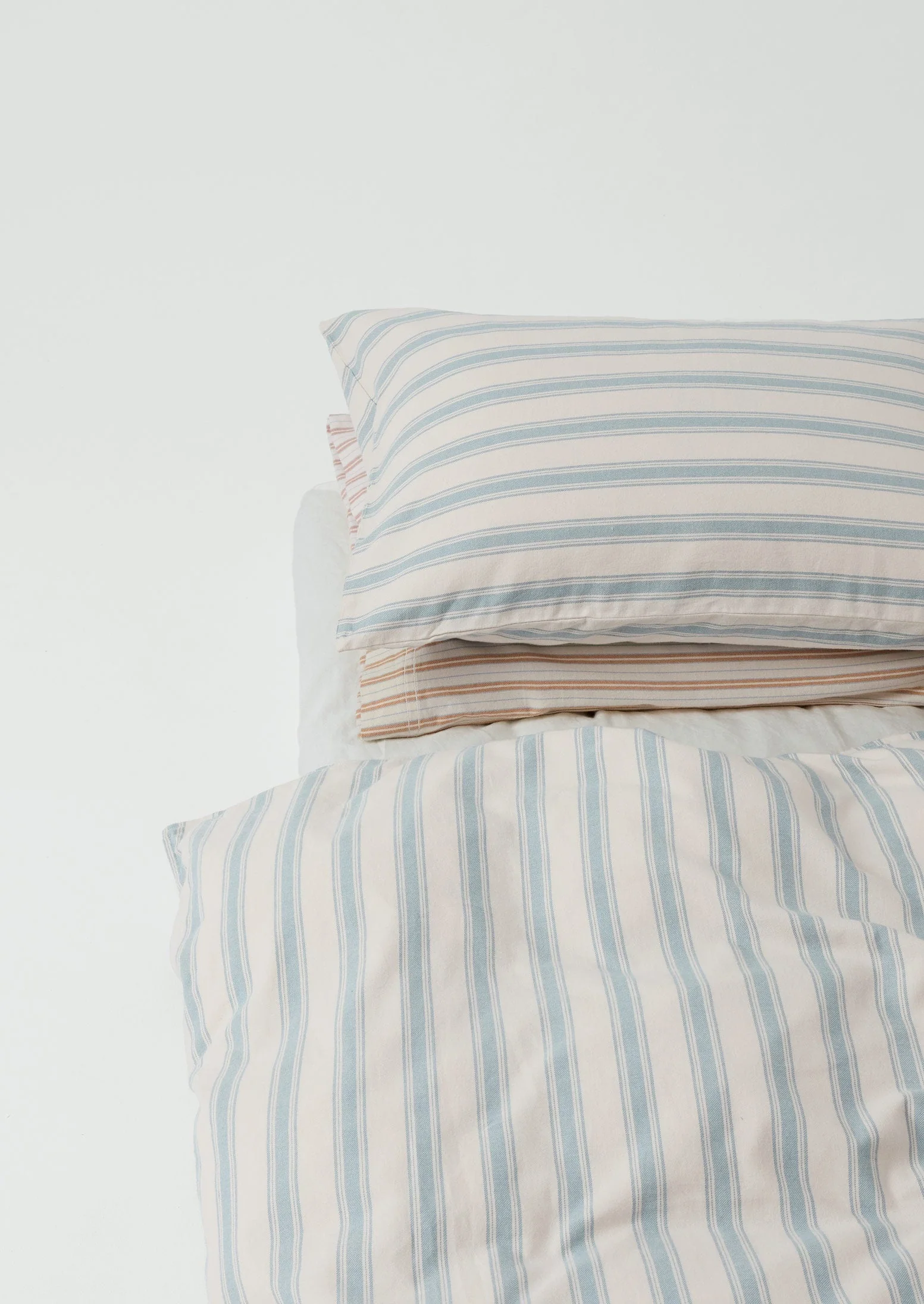 Fjord Stripe Cotton Flannel Duvet Cover | Washed Blue/Ecru - Image 5