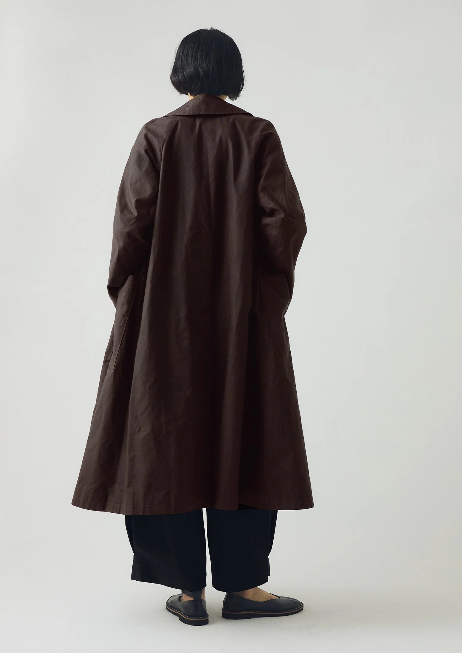 Frankie Waxed Cotton Raglan Coat | Chocolate - Image 7
