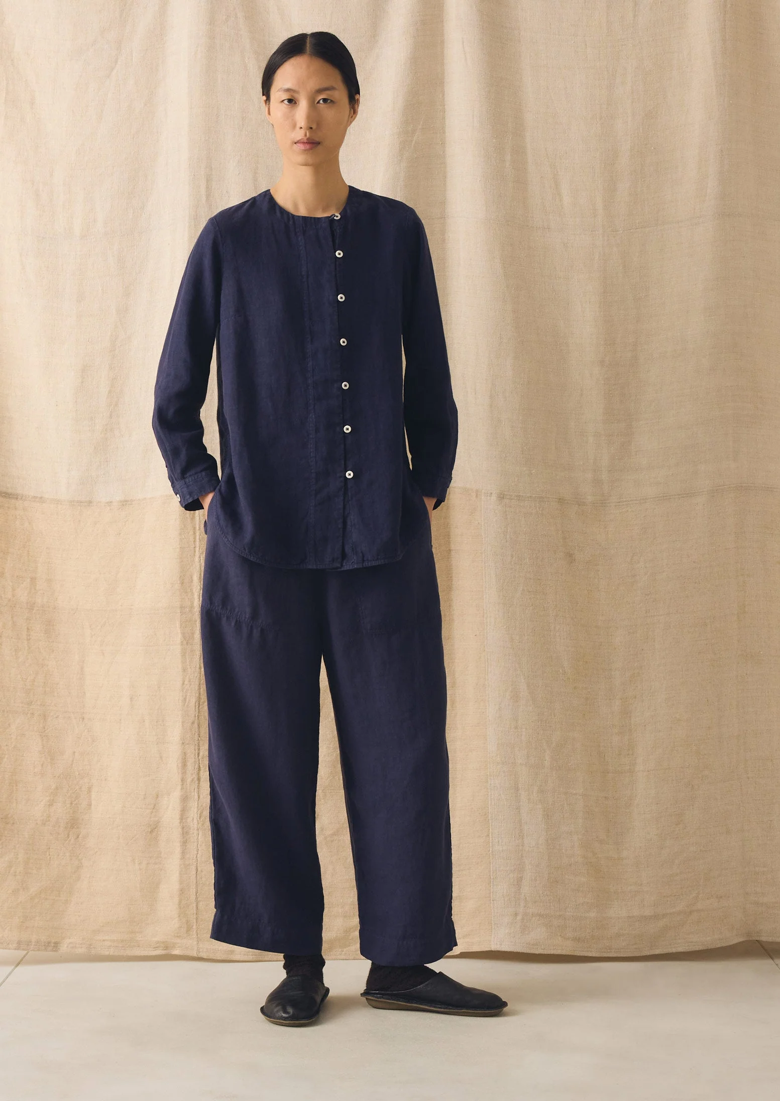 Garment Dyed Linen Barrel Leg Trousers | Blueberry - Image 5