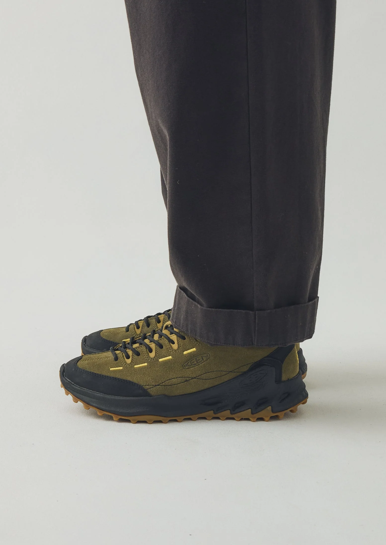 Keen Jasper Zionic Trainers | Dark Olive/Khaki - Image 4