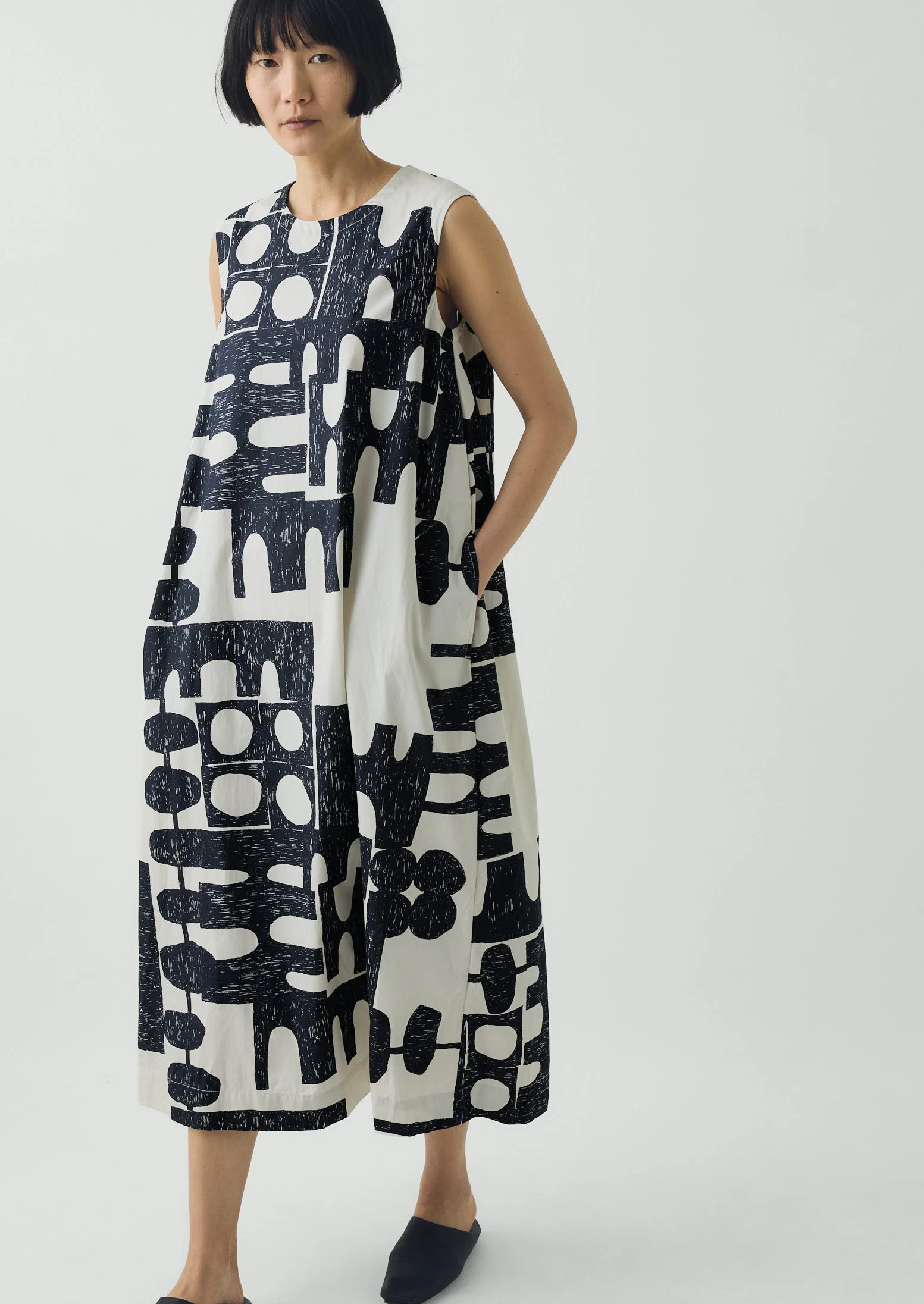 Large Totem Print Poplin Dress | Ink/Dove - Image 4