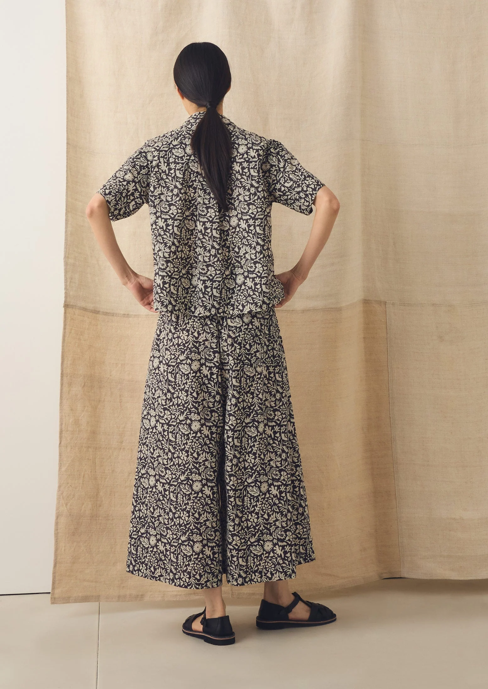 Lore Block Print Short Sleeve Shirt | Dark Coffee/Warm Ecru - Image 3