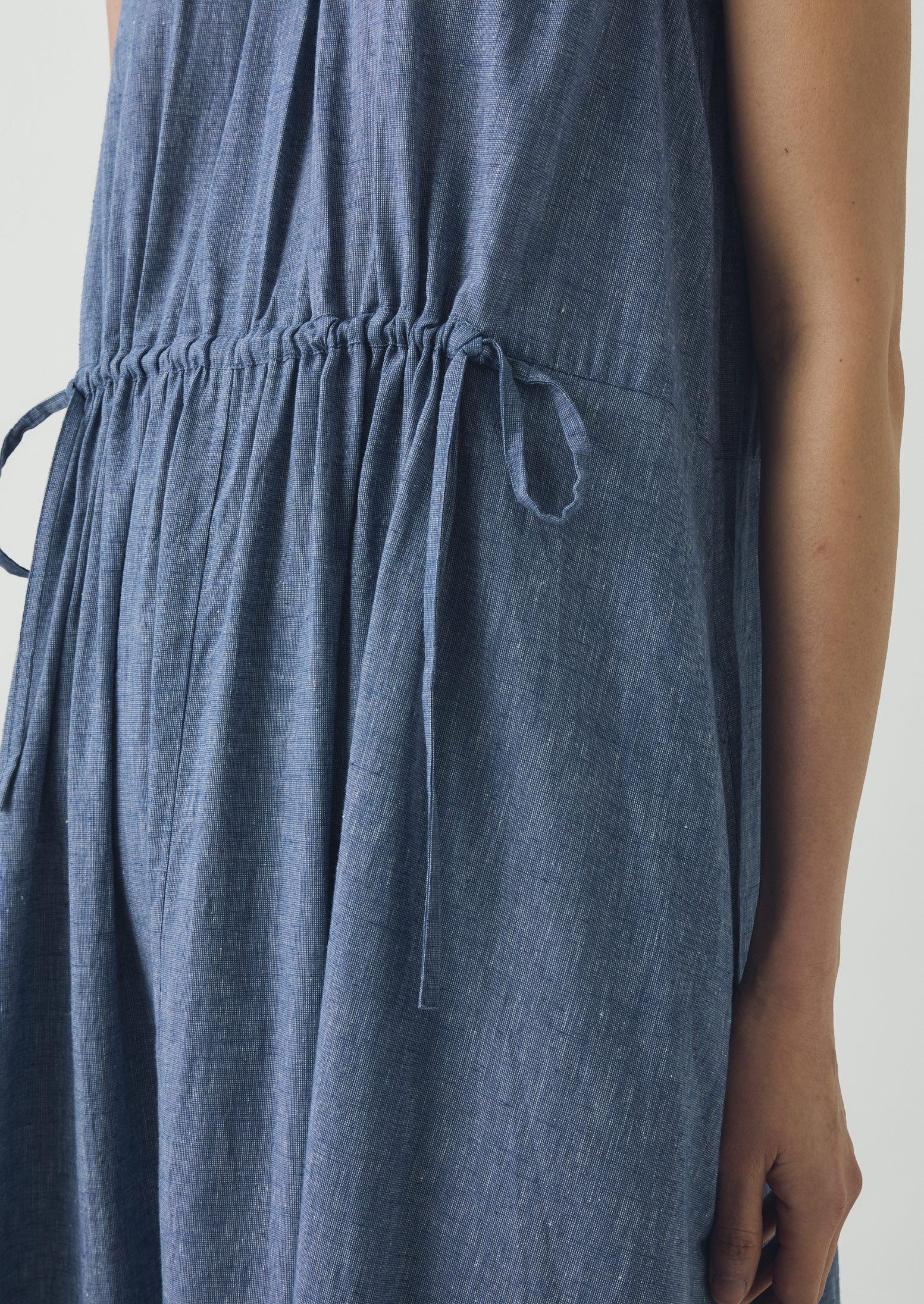 Martha Cotton Linen Chambray Dress | Chambray Blue - Image 4