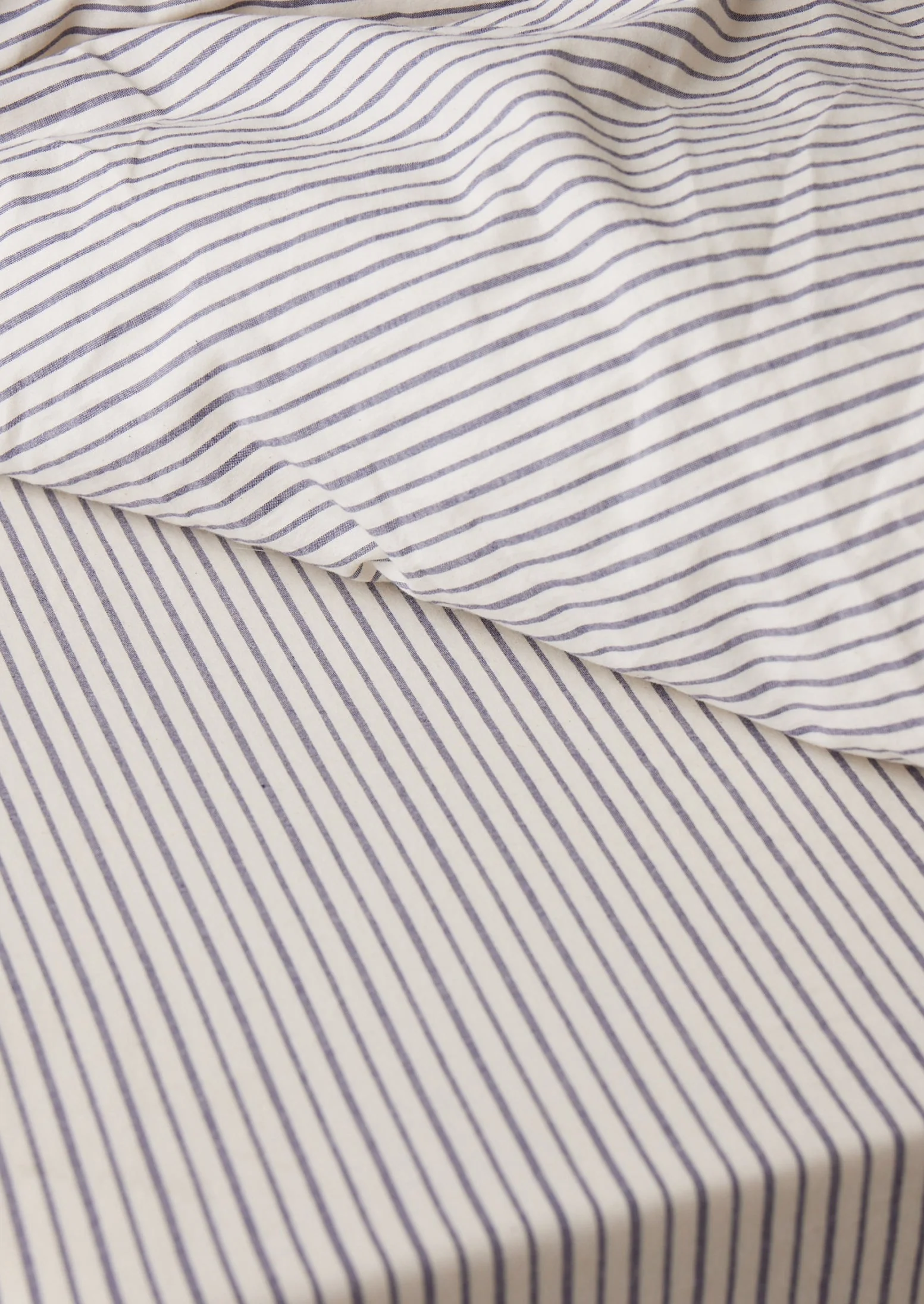Organic Cotton Pyjama Stripe Flat Sheet | Navy/Ecru - Image 2