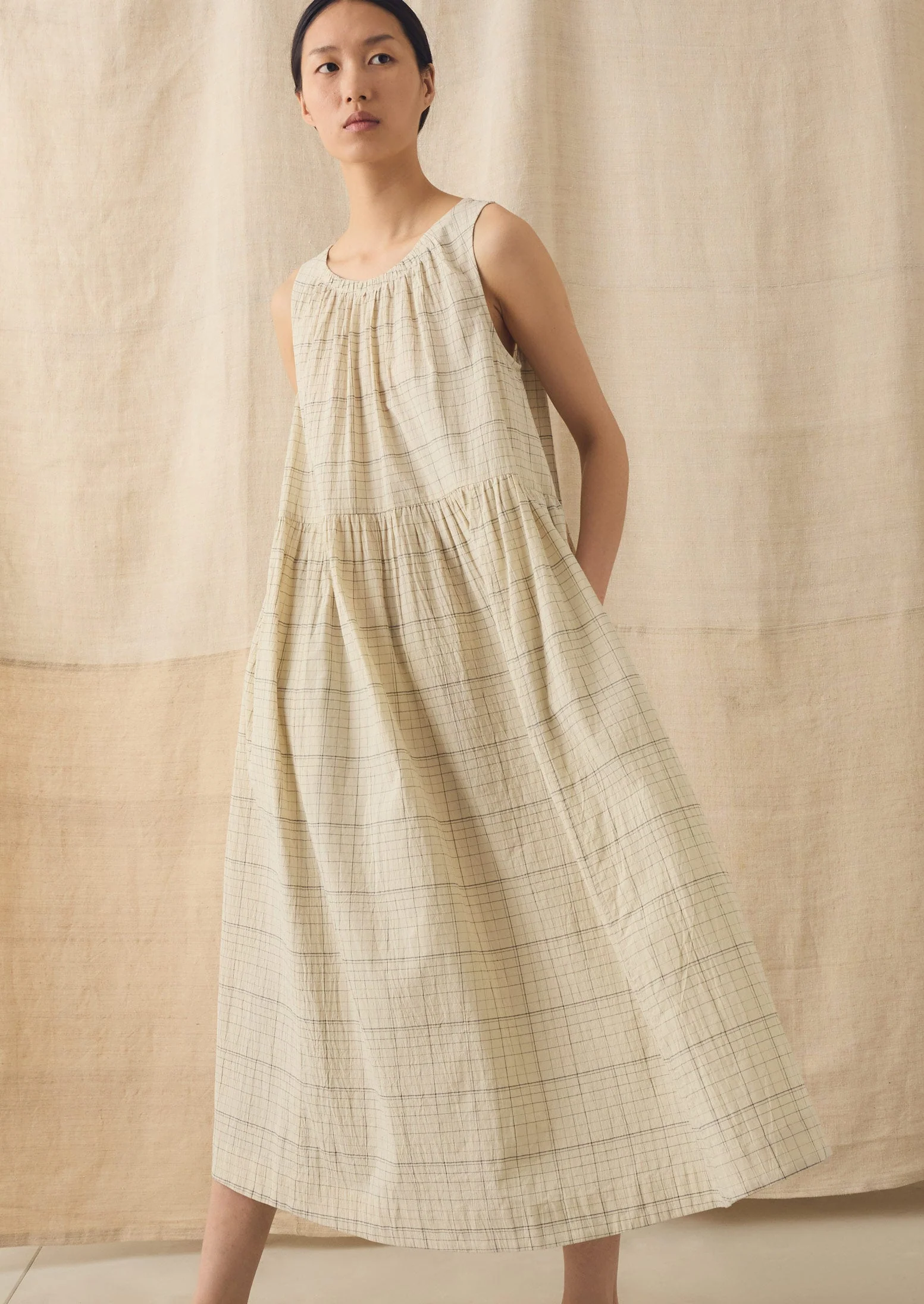 Page Check Cotton Sleeveless Dress | Ecru/Black - Image 2
