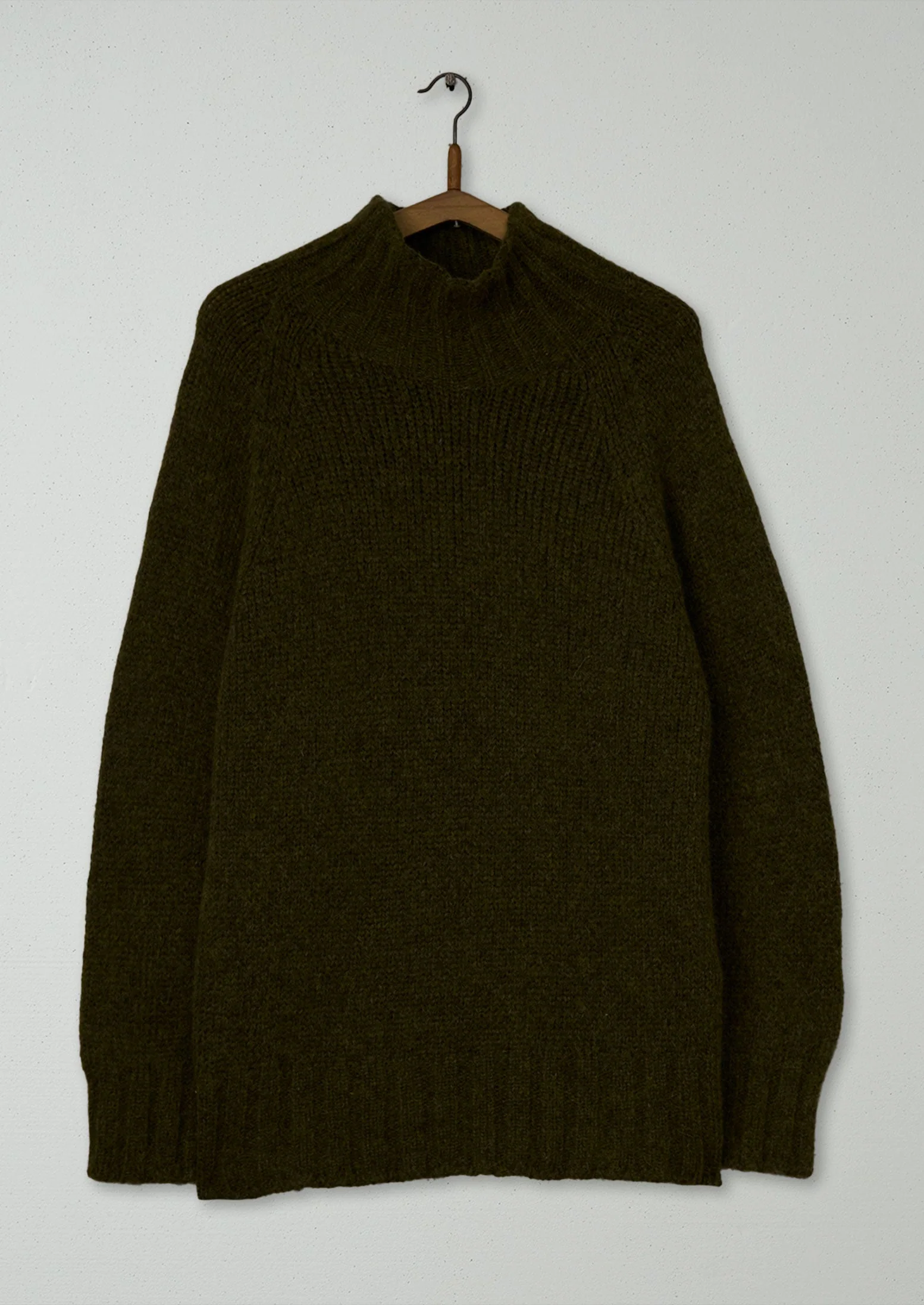 Reworn Alpaca High Neck Sweater Size SM (551) | Olive