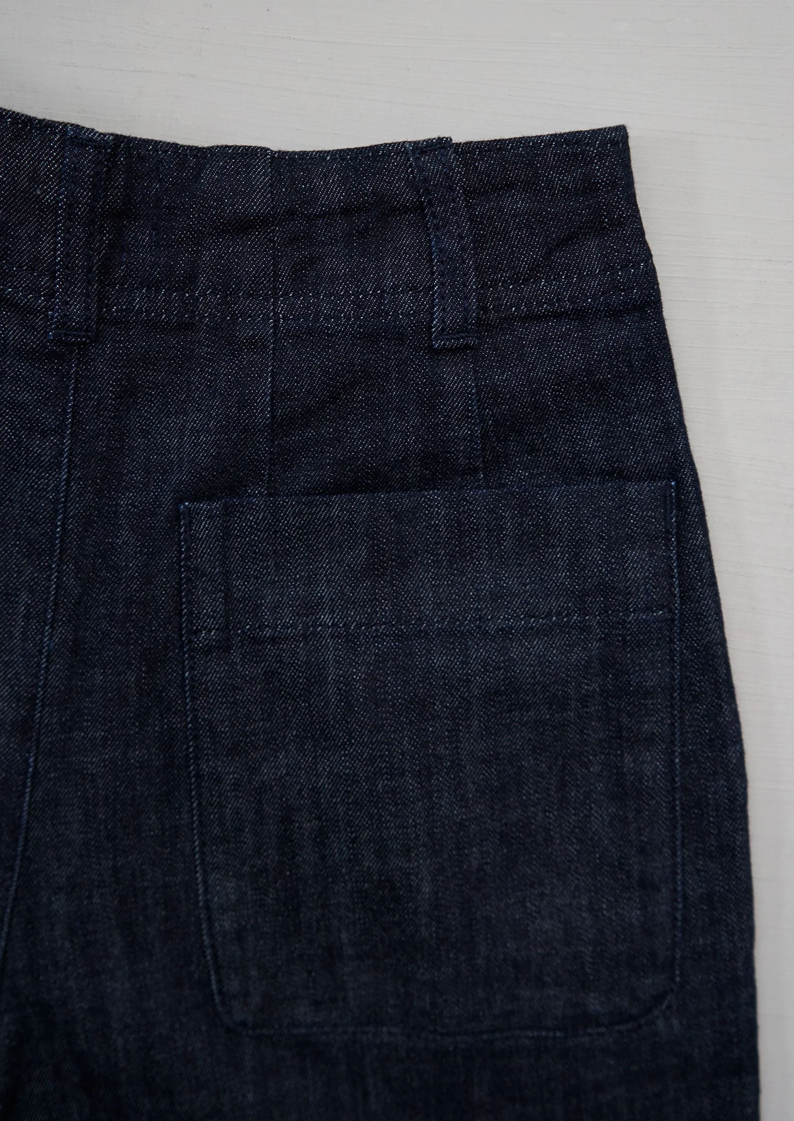 Reworn Indigo Denim Trousers Size 4 (1270) | Indigo - Image 2