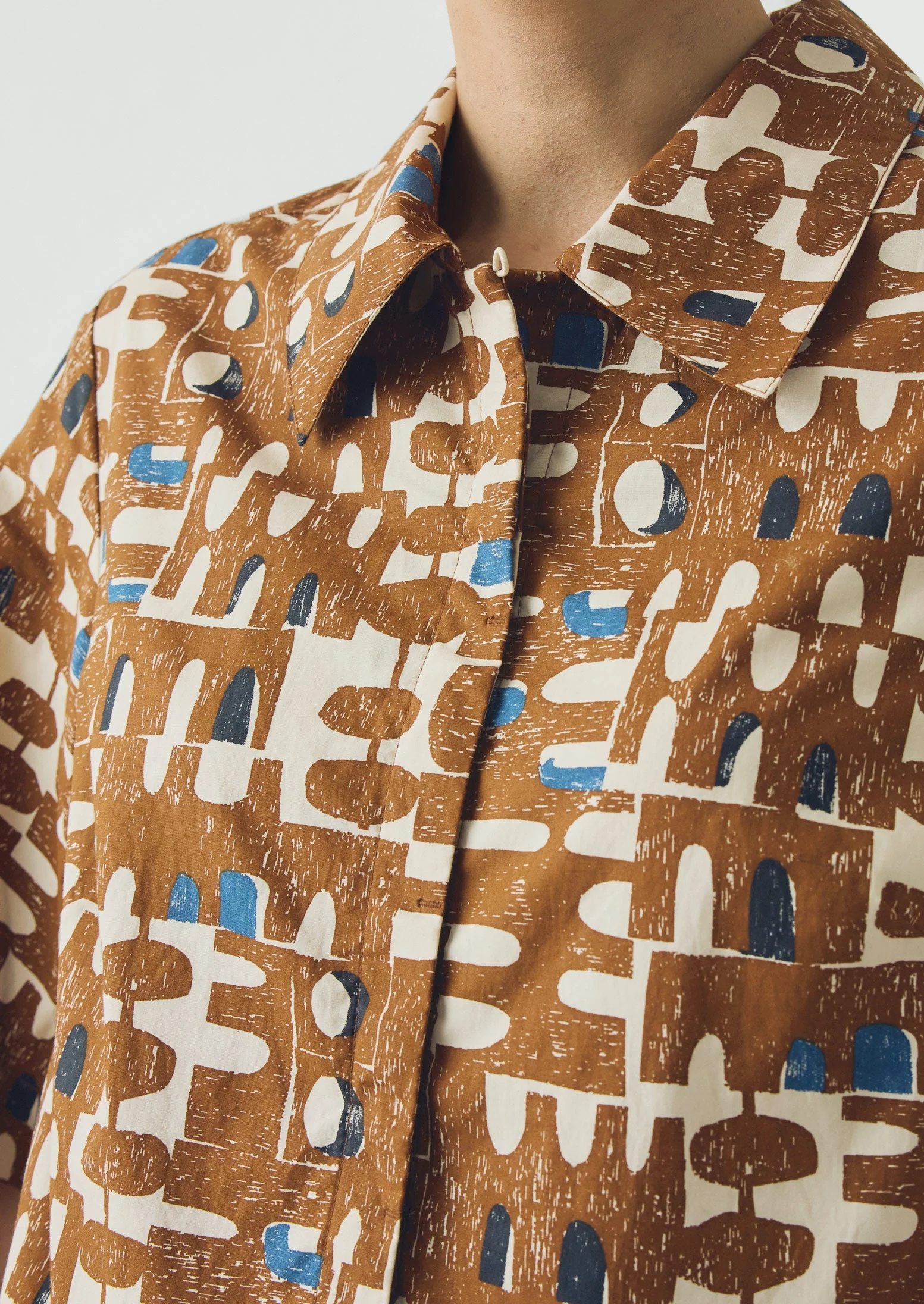 Selma Totem Print Cotton Shirt Dress | Earth - Image 3