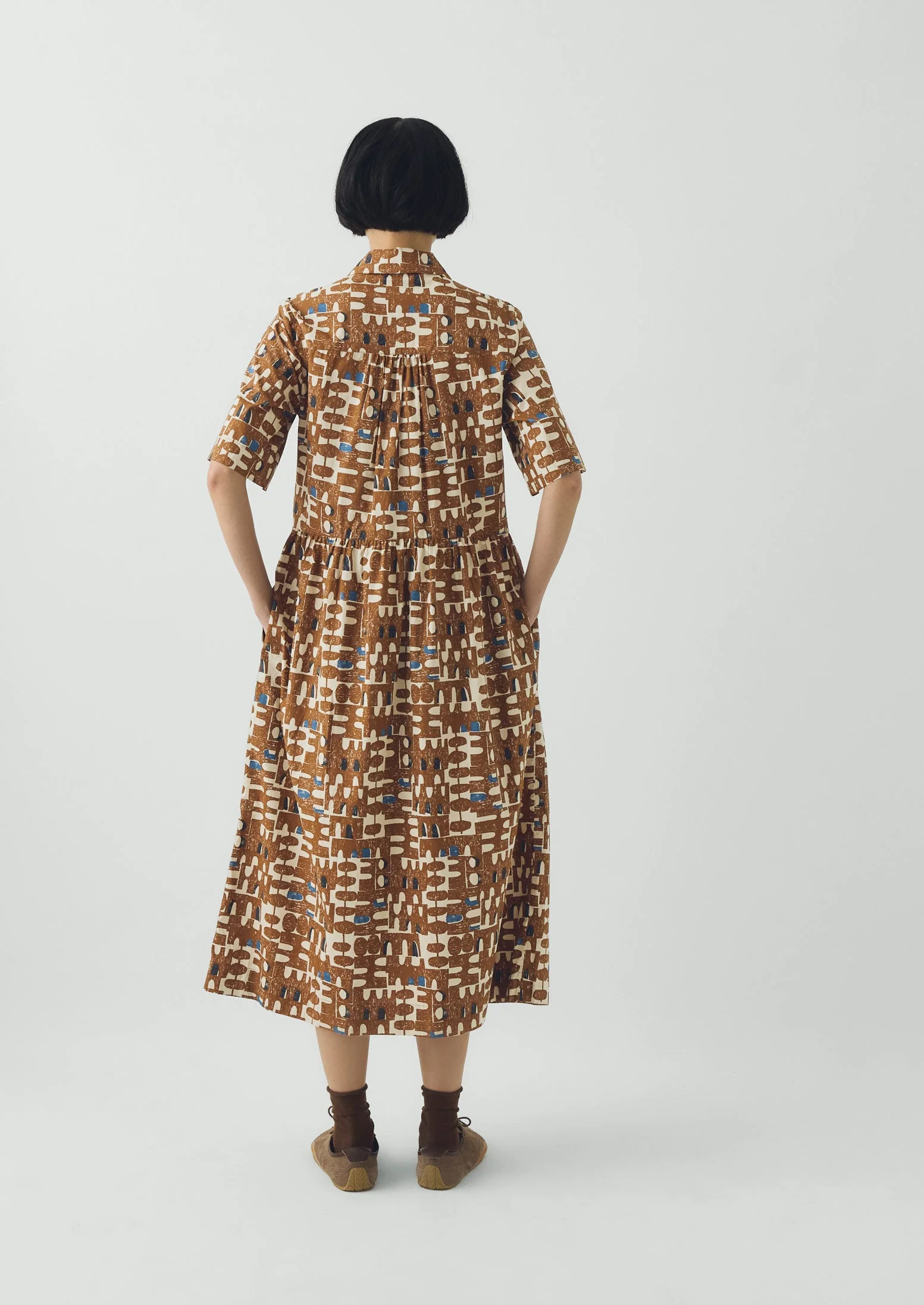 Selma Totem Print Cotton Shirt Dress | Earth - Image 4
