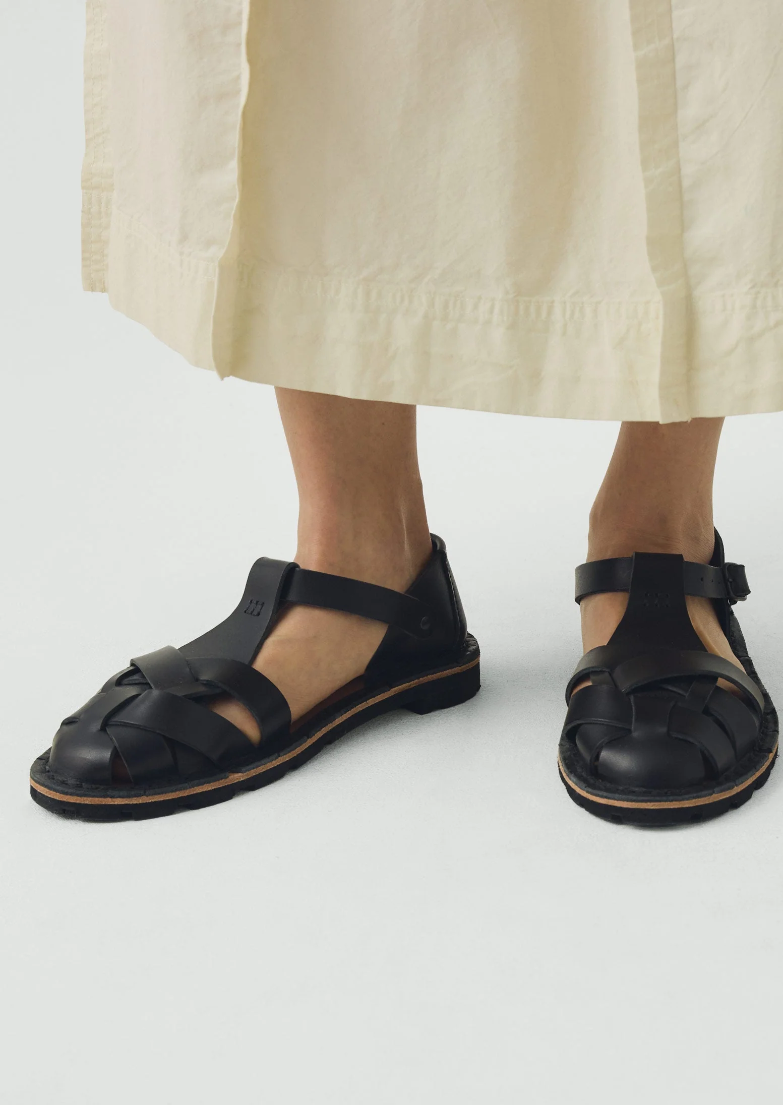 Steve Mono Braided Leather Sandals | Black - Image 2