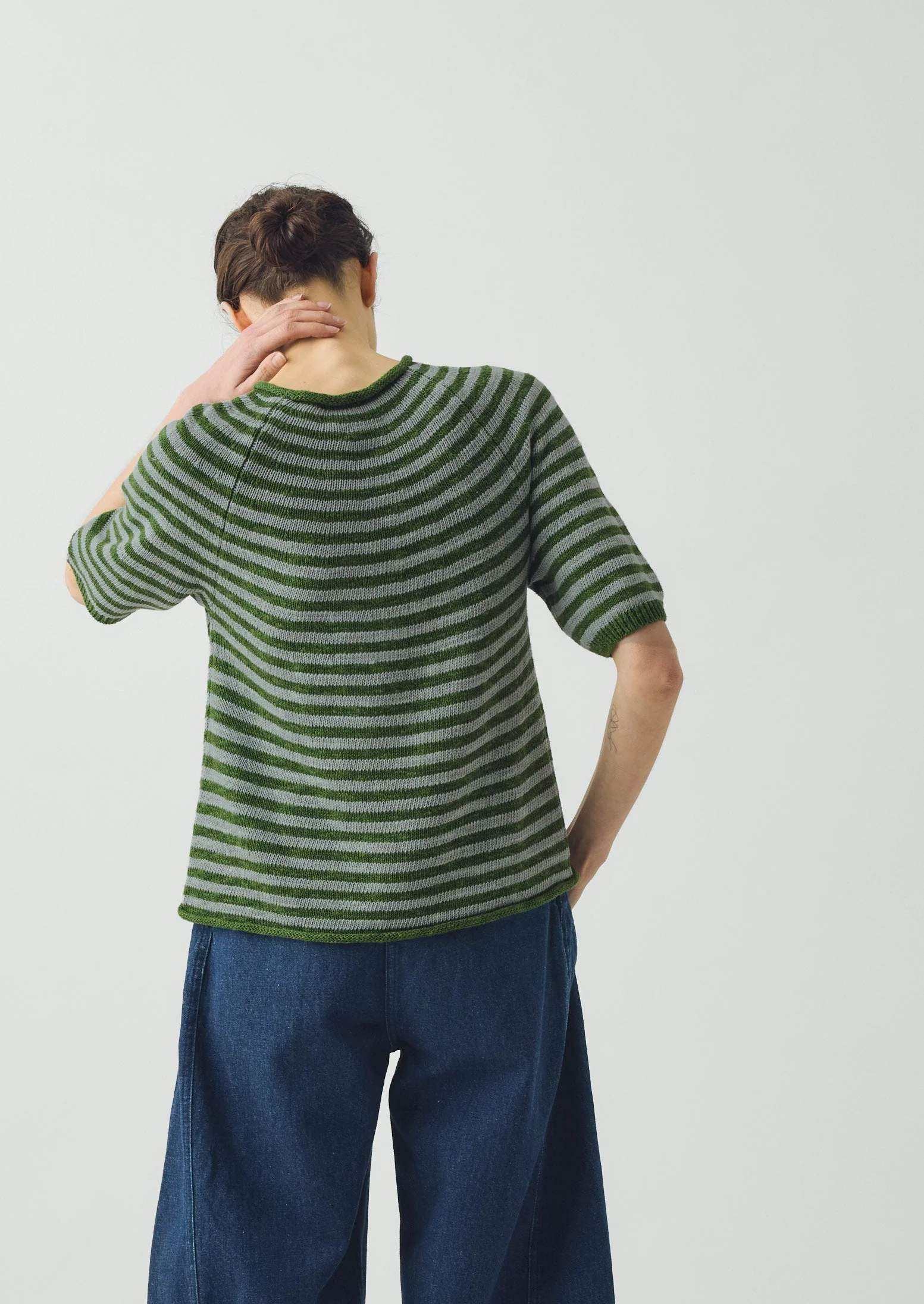 Stripe Linen Cotton Knitted Tee | Croft Green/Egg Shell - Image 4