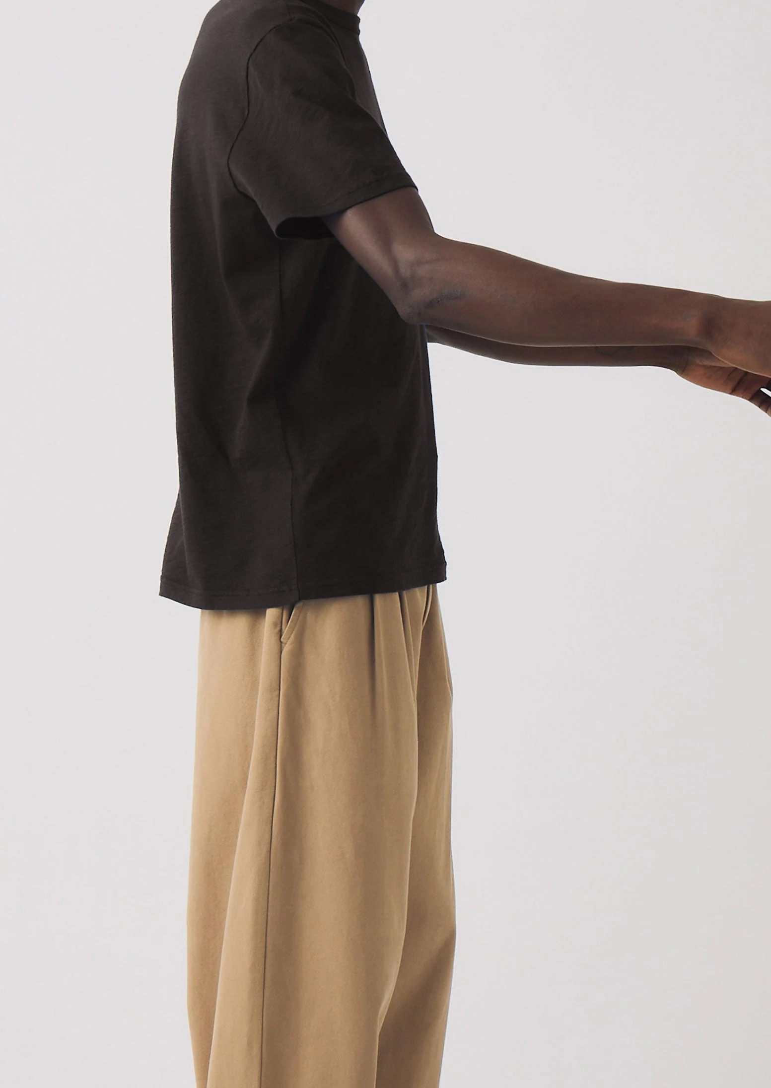 Theo Cotton Short Sleeve Tee | Carbon Black - Image 3