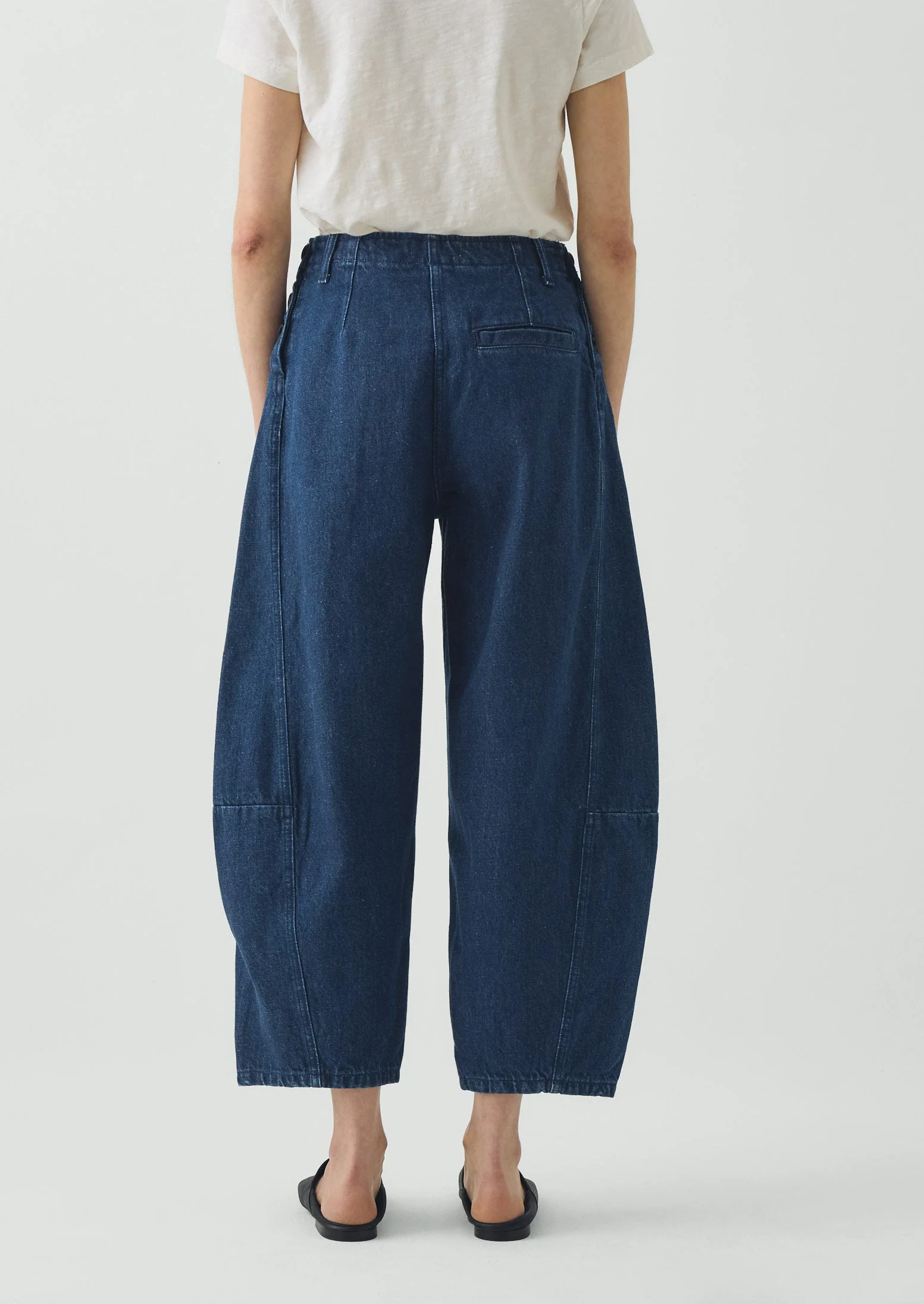 Twisted Seam Cotton Linen Denim Trousers | Indigo - Image 8