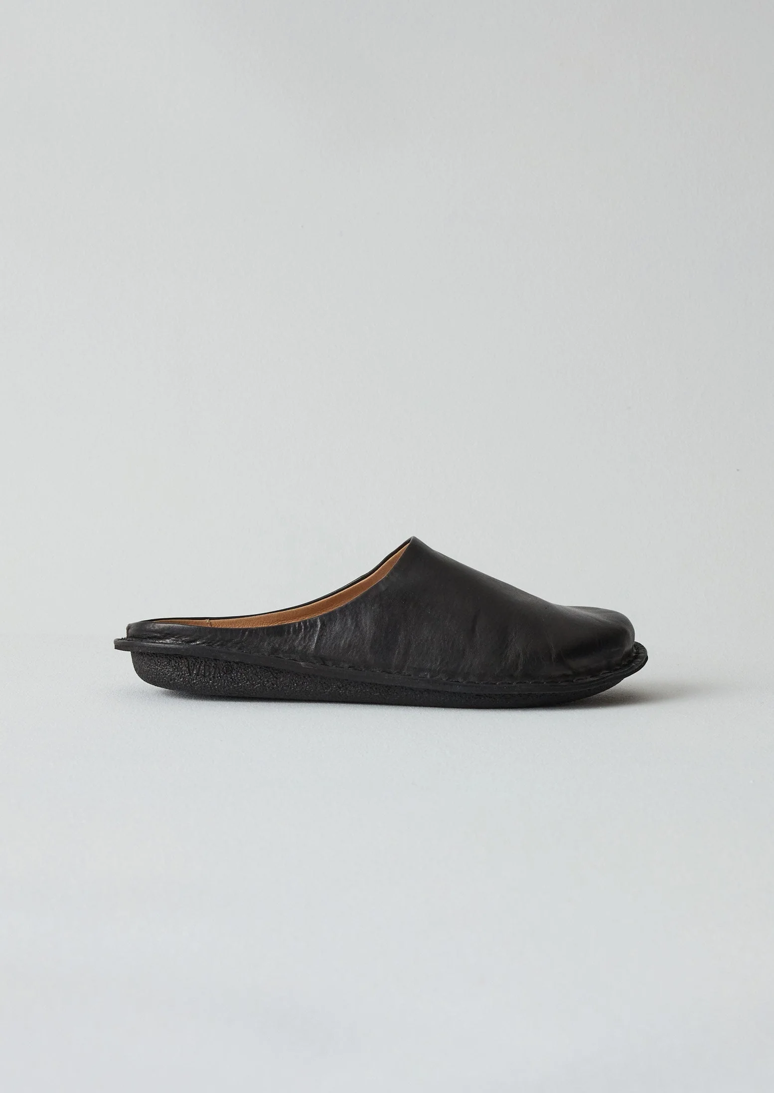 Vibae Mules | Black - Image 2