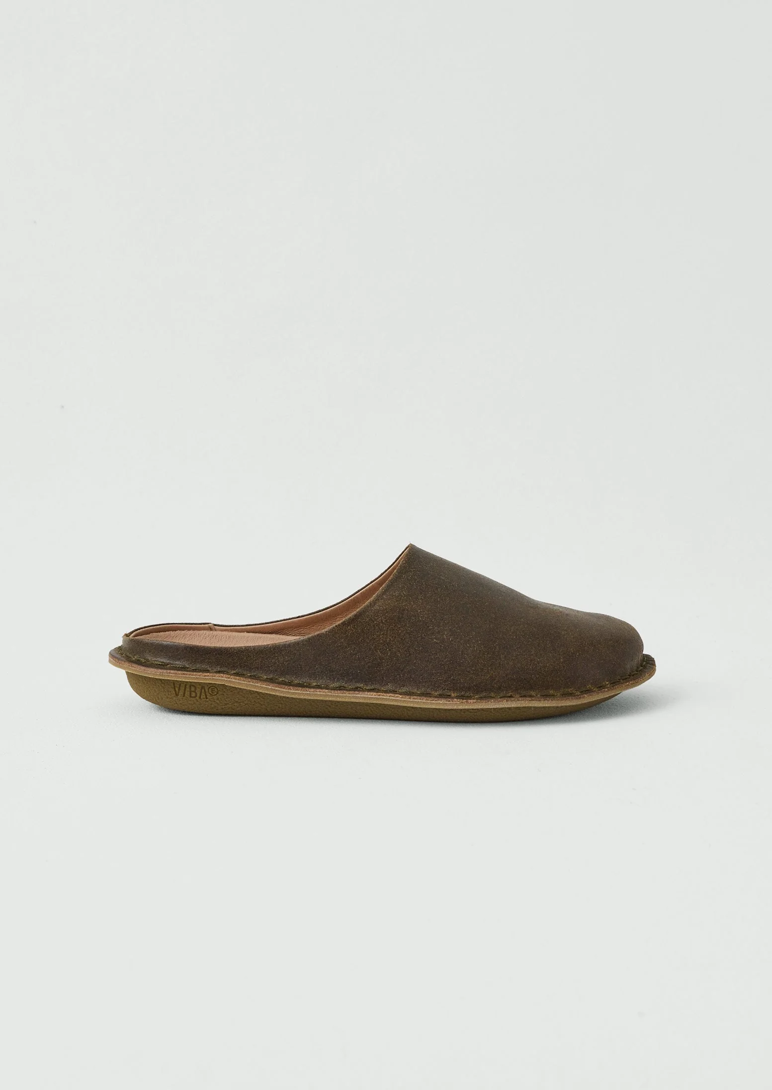 Vibae Waxed Suede Mules | Olive - Image 2