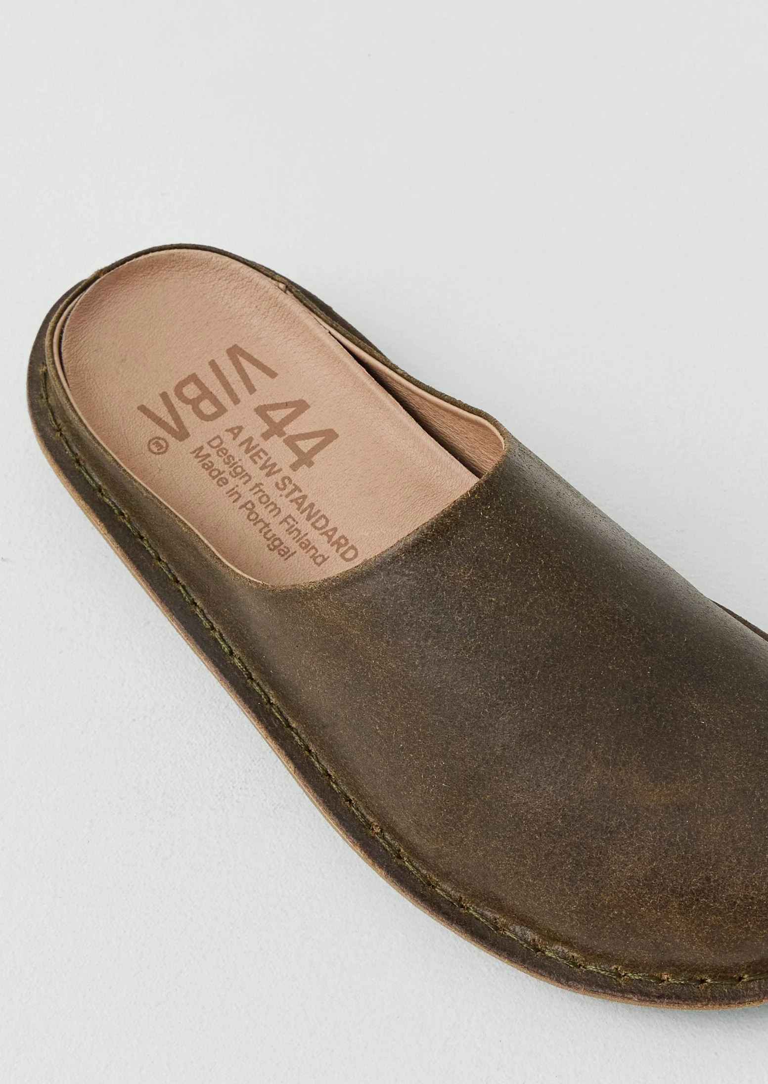 Vibae Waxed Suede Mules | Olive - Image 4